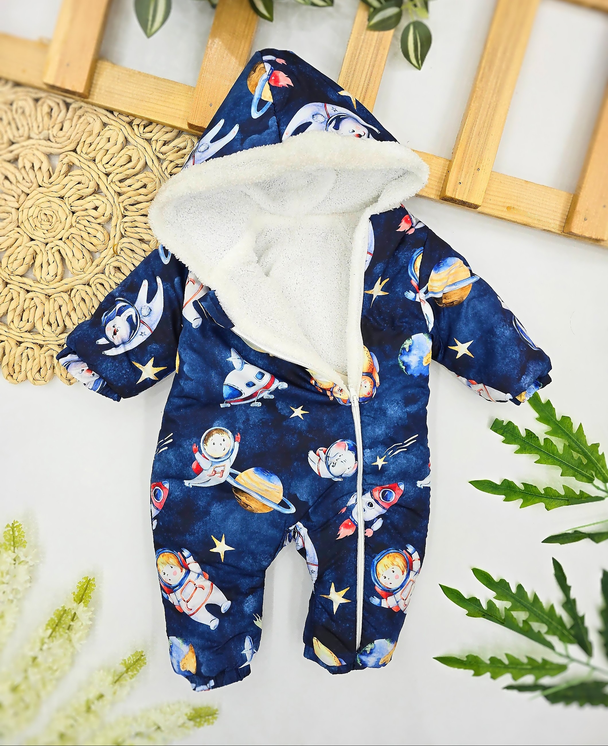 Zimski skafander za bebe – teget sa astronautima