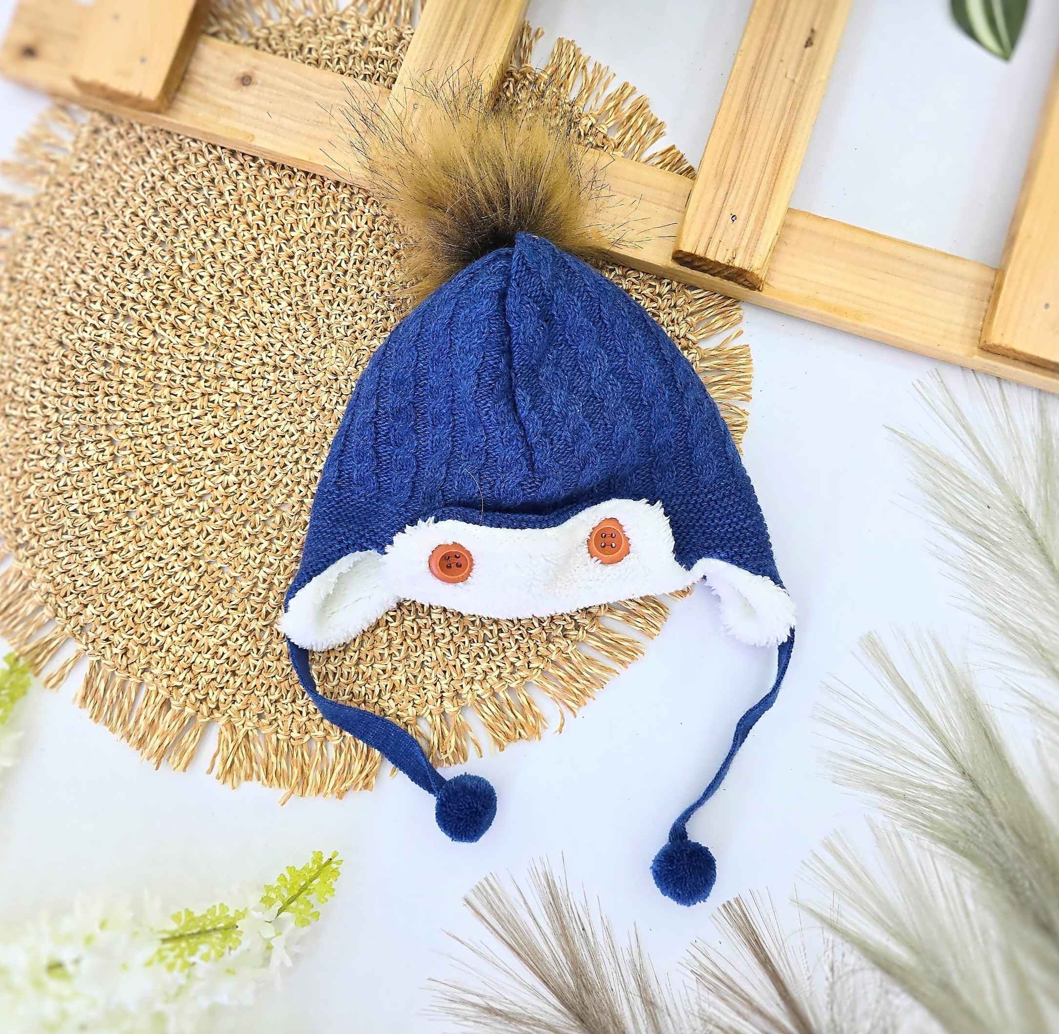 Zimska kapica za bebe – Tamno plava pletena sa krznom i ušima