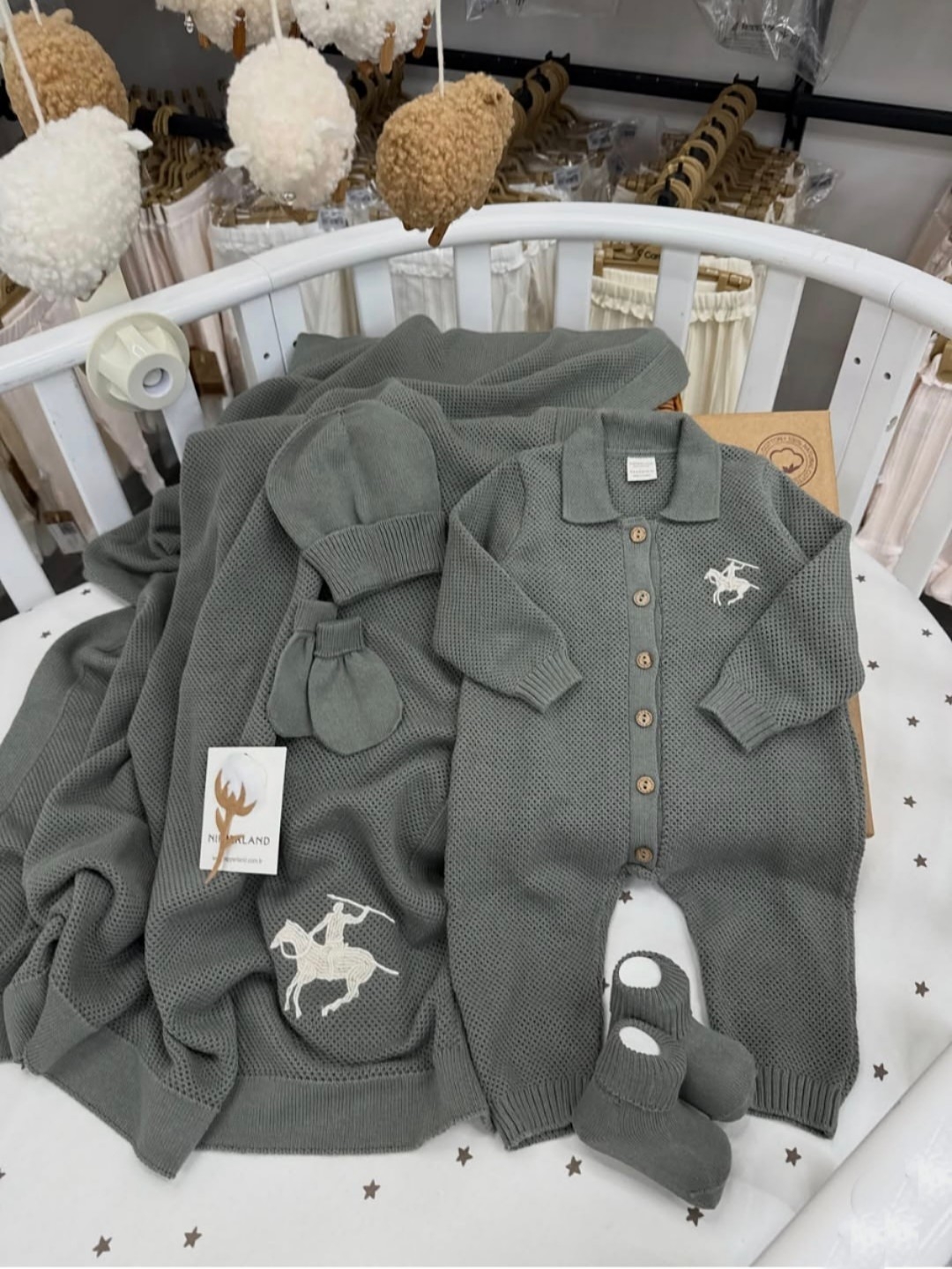 Knit Nipperland luksuzni set za novorođenče od 100% organskog pamuka – tamno sivi