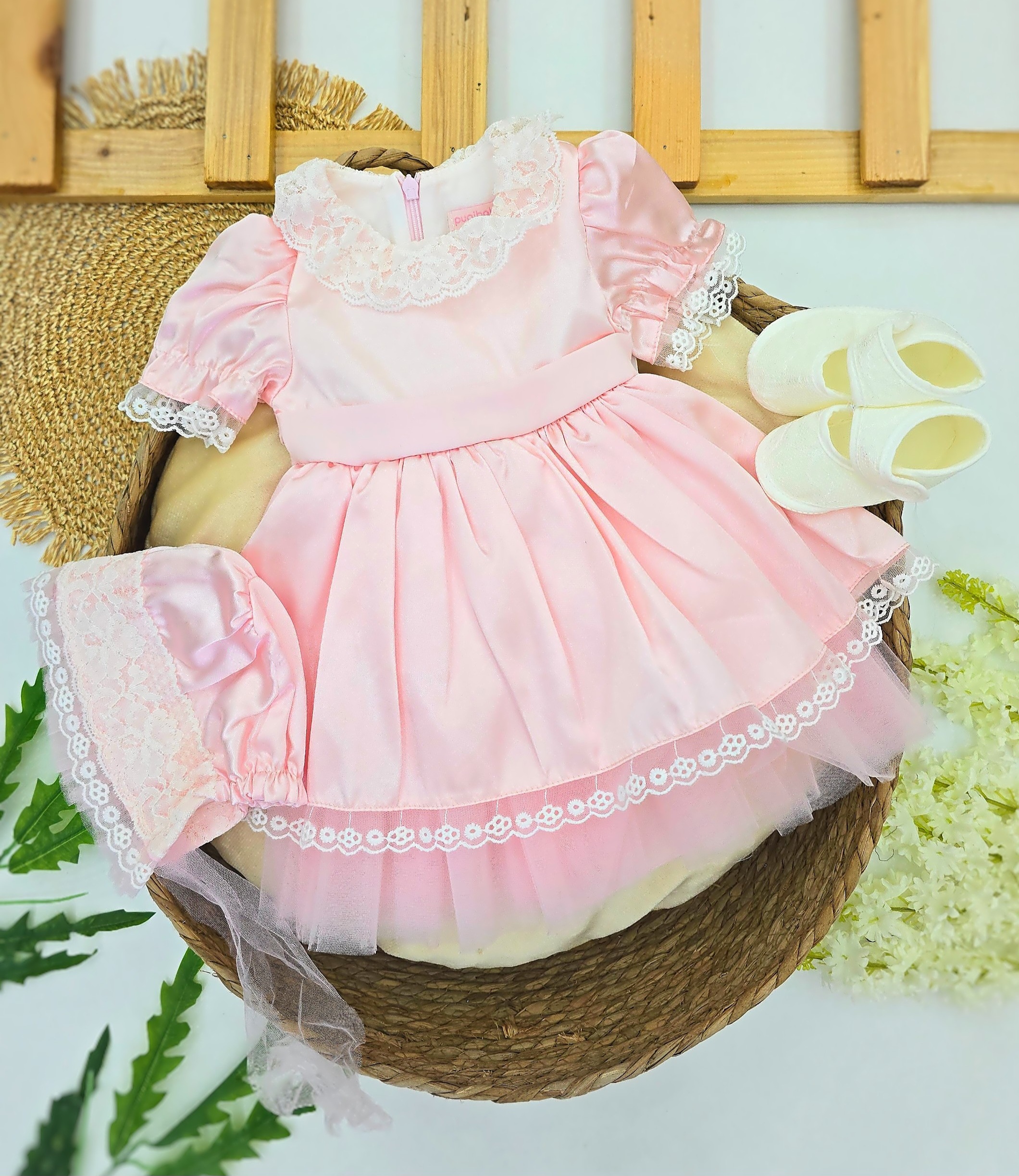 Roze svečani set za novorođenče u poklon kutiji