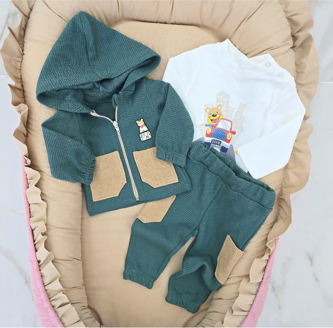 Trodelni komplet u maslinastoj boji – duks, bluza i pantalone