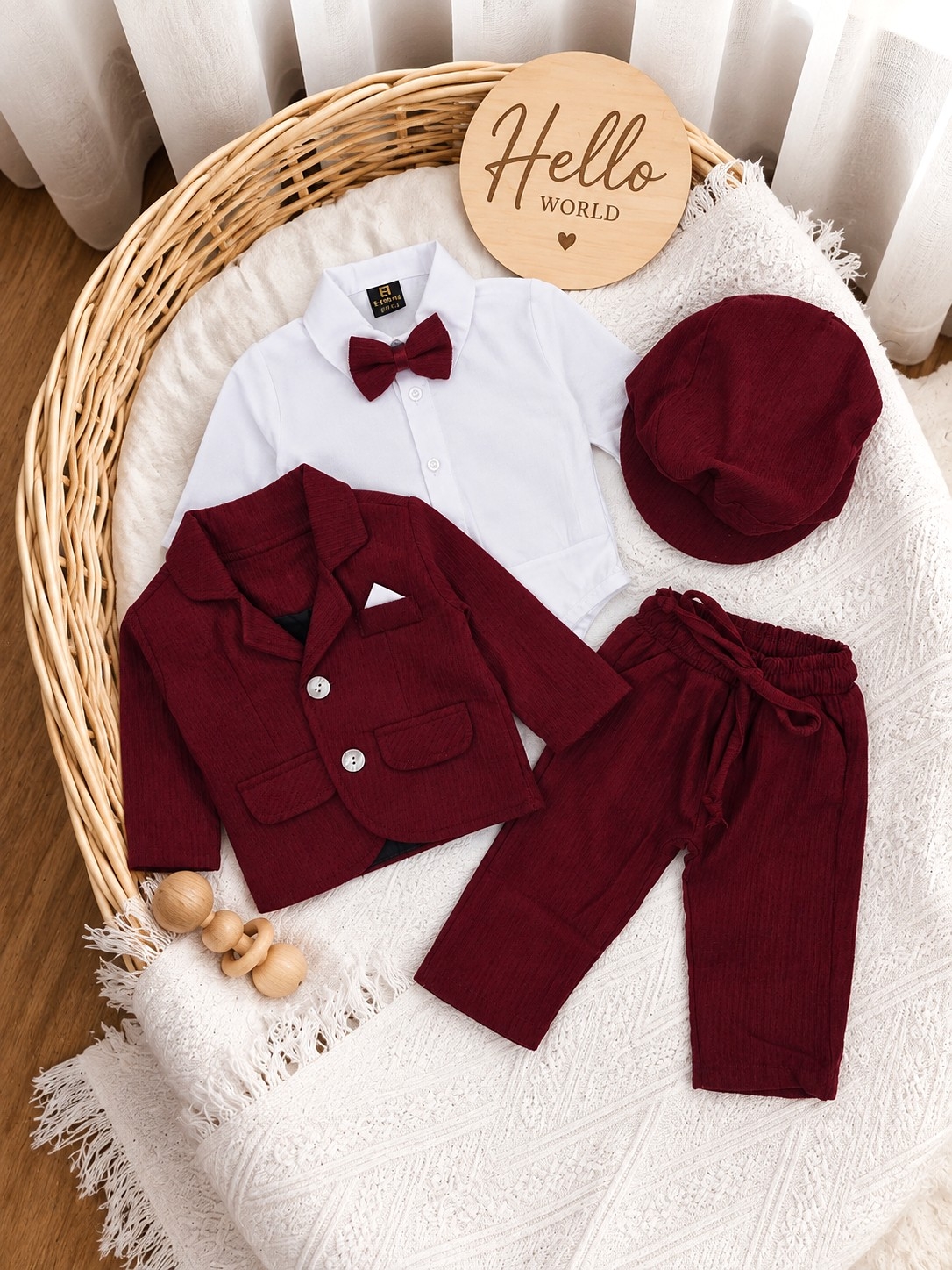 Bordo svečano odelo za bebe dečake – sako, bodi košulja, pantalone i beretka