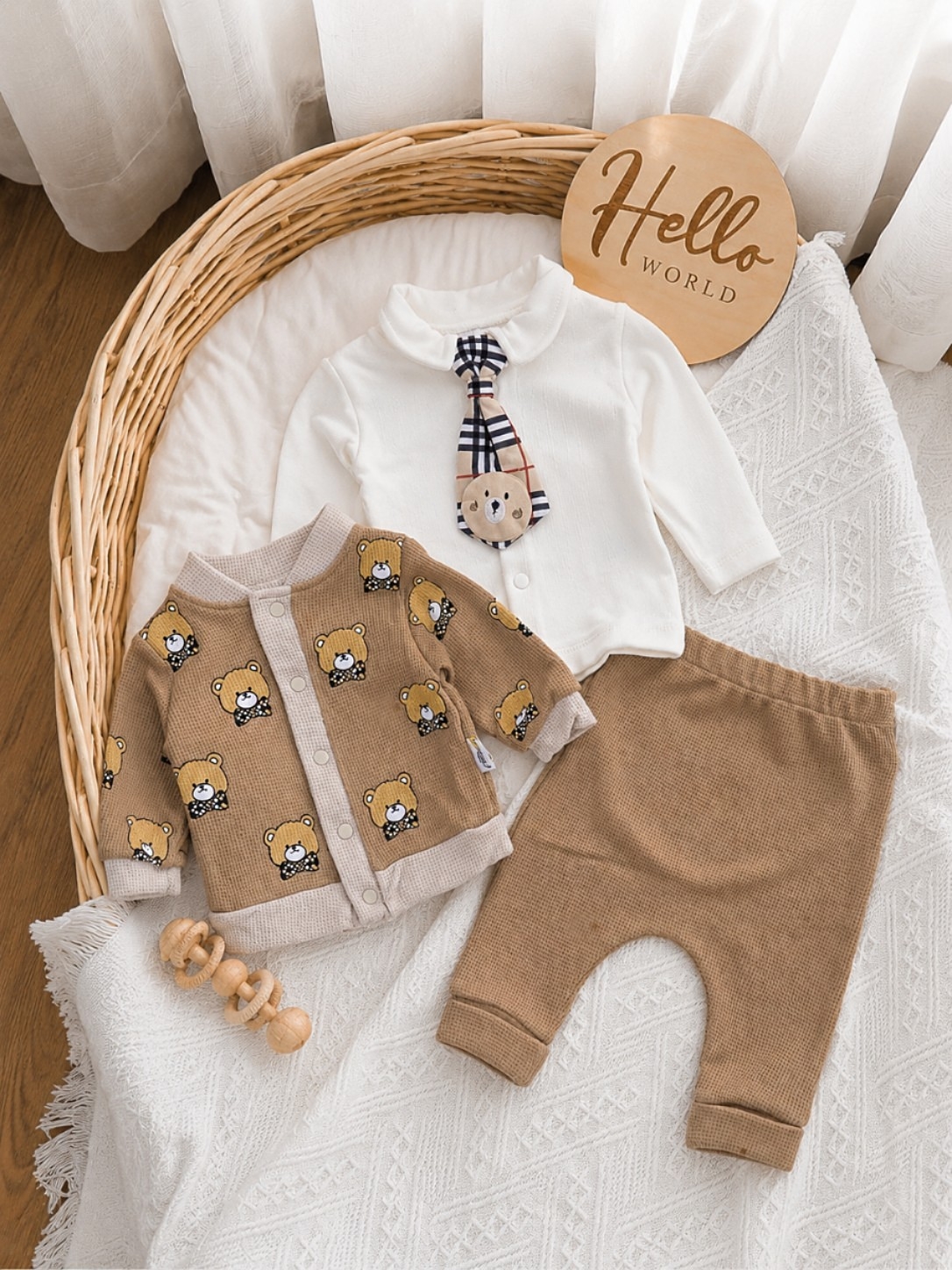 Braon set sa medvedićima za bebe – košuljica, duks i pantalone