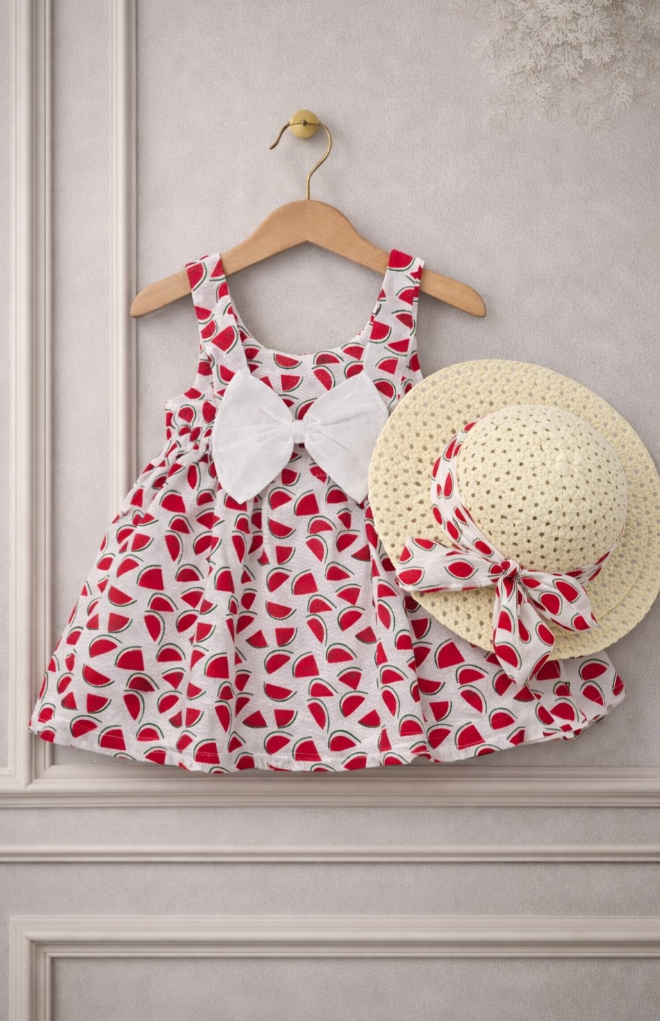 Letnja haljinica za devojčice sa lubenicama i šeširićem
