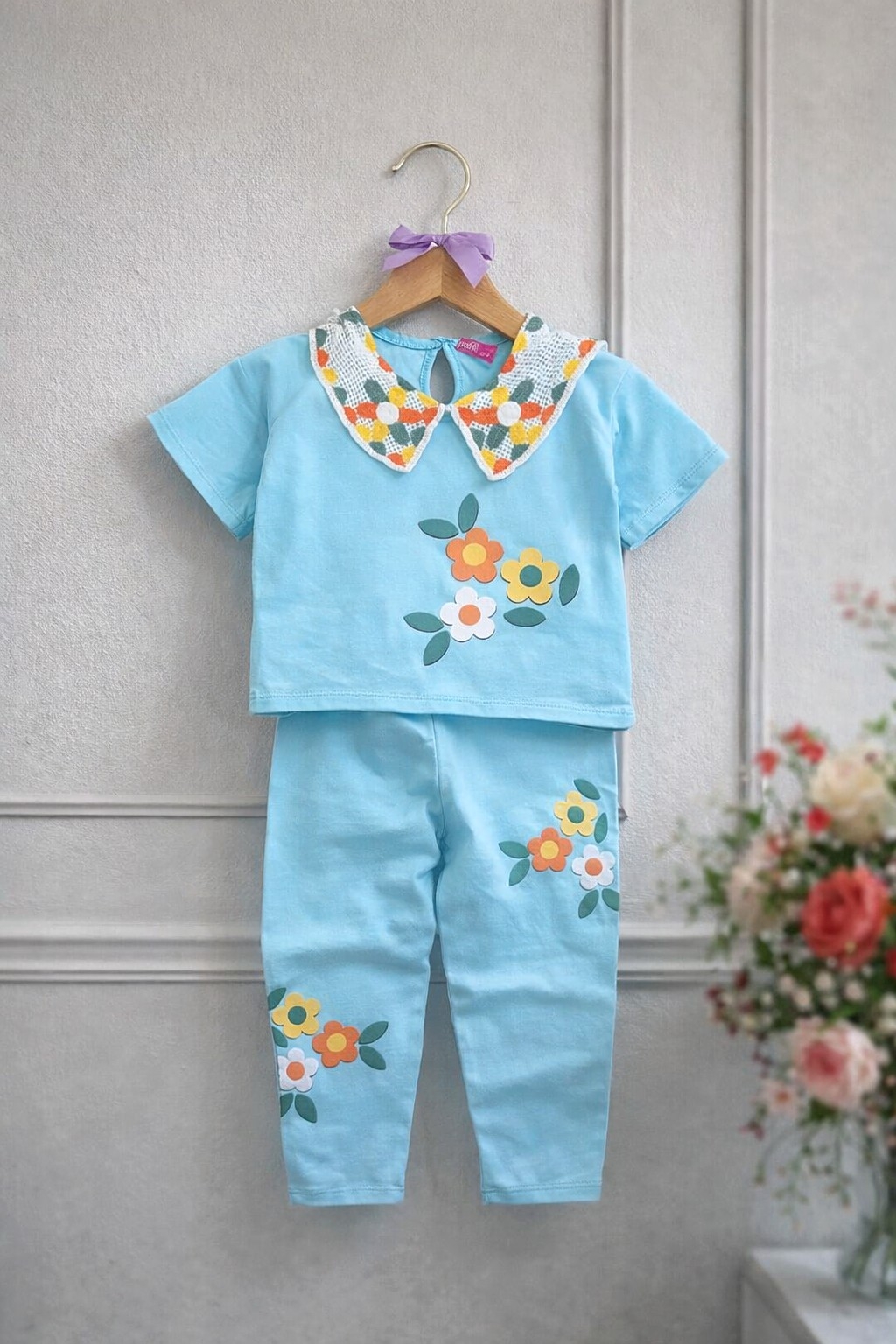 Komplet za devojčice – majica sa cvetićima i helanke