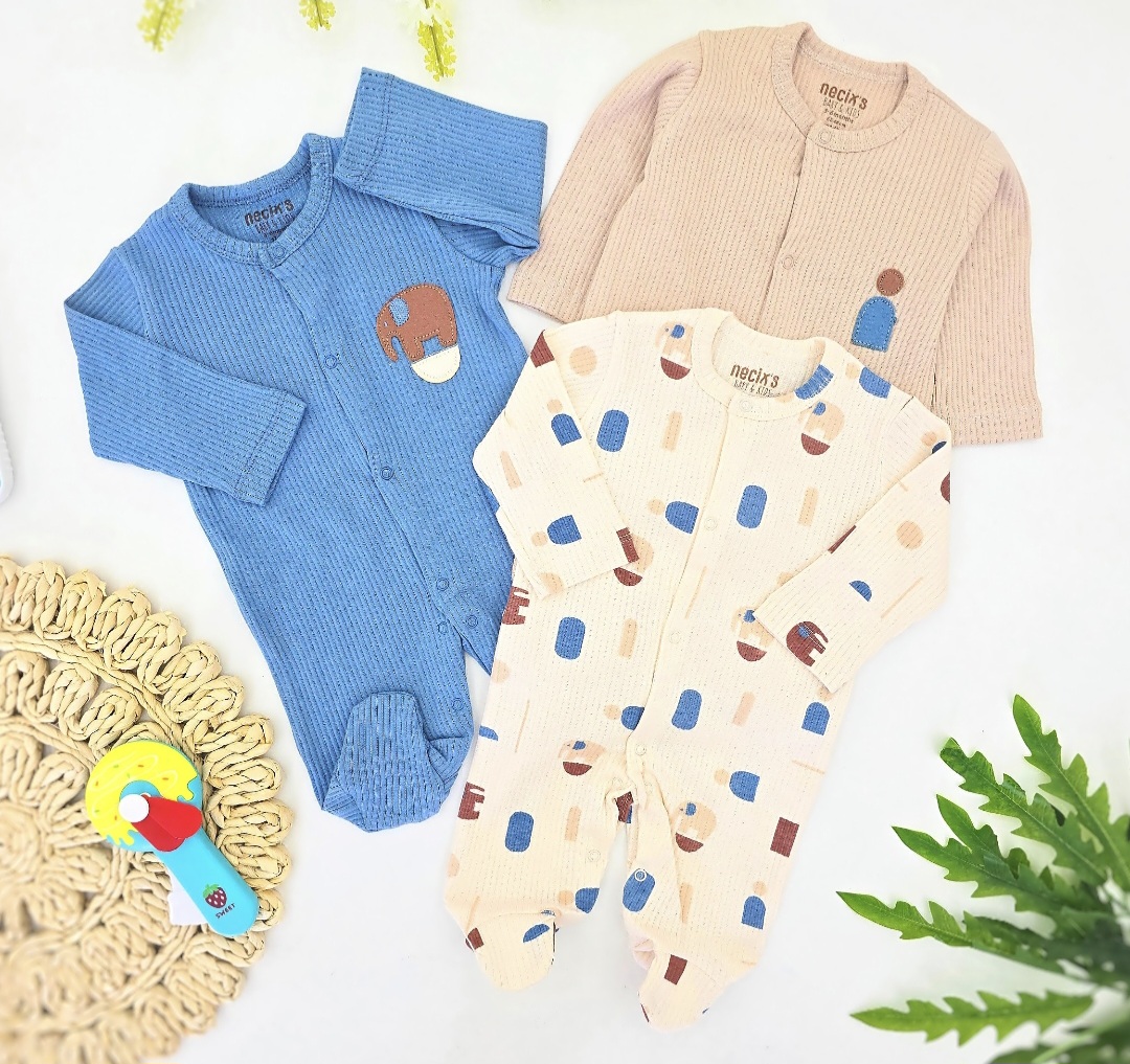 Set tri štrample za bebe – nežni tonovi za udobnost i stil