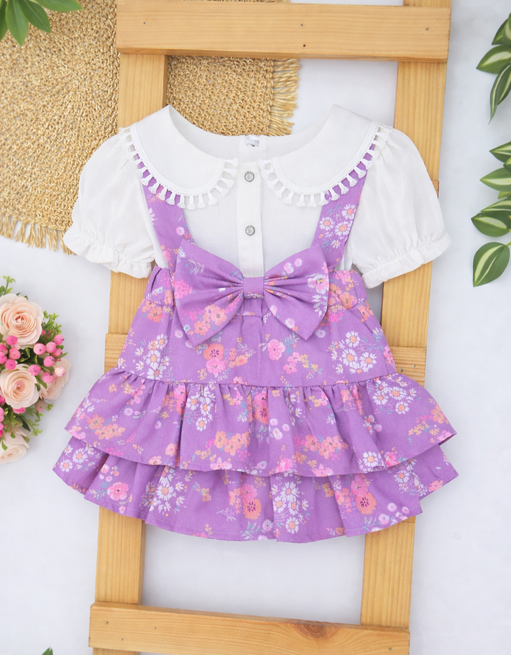 Dvodelni komplet  za devojčice –  suknja  na tregere i svečana košuljica