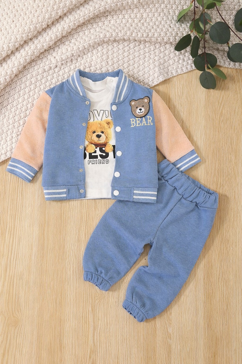 Plavi Meda komplet – termo duks koledžica, pantalone i bela bluzica