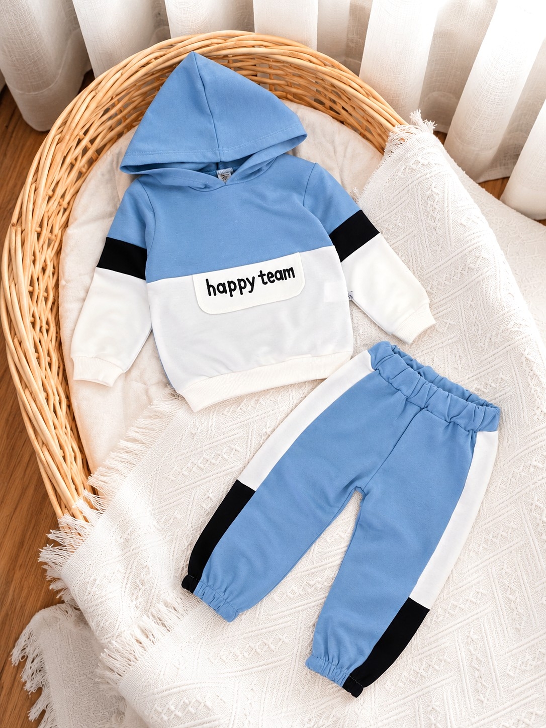 Plavo-bela trenerka za dečake Happy Team – duks i donji deo