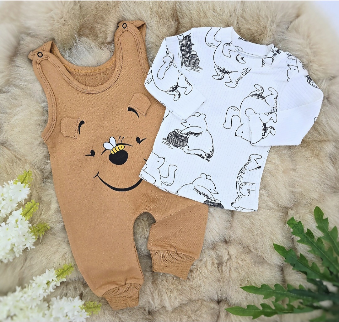 Bebi bluzica i pantalone sa tregerima – komplet Vini pu