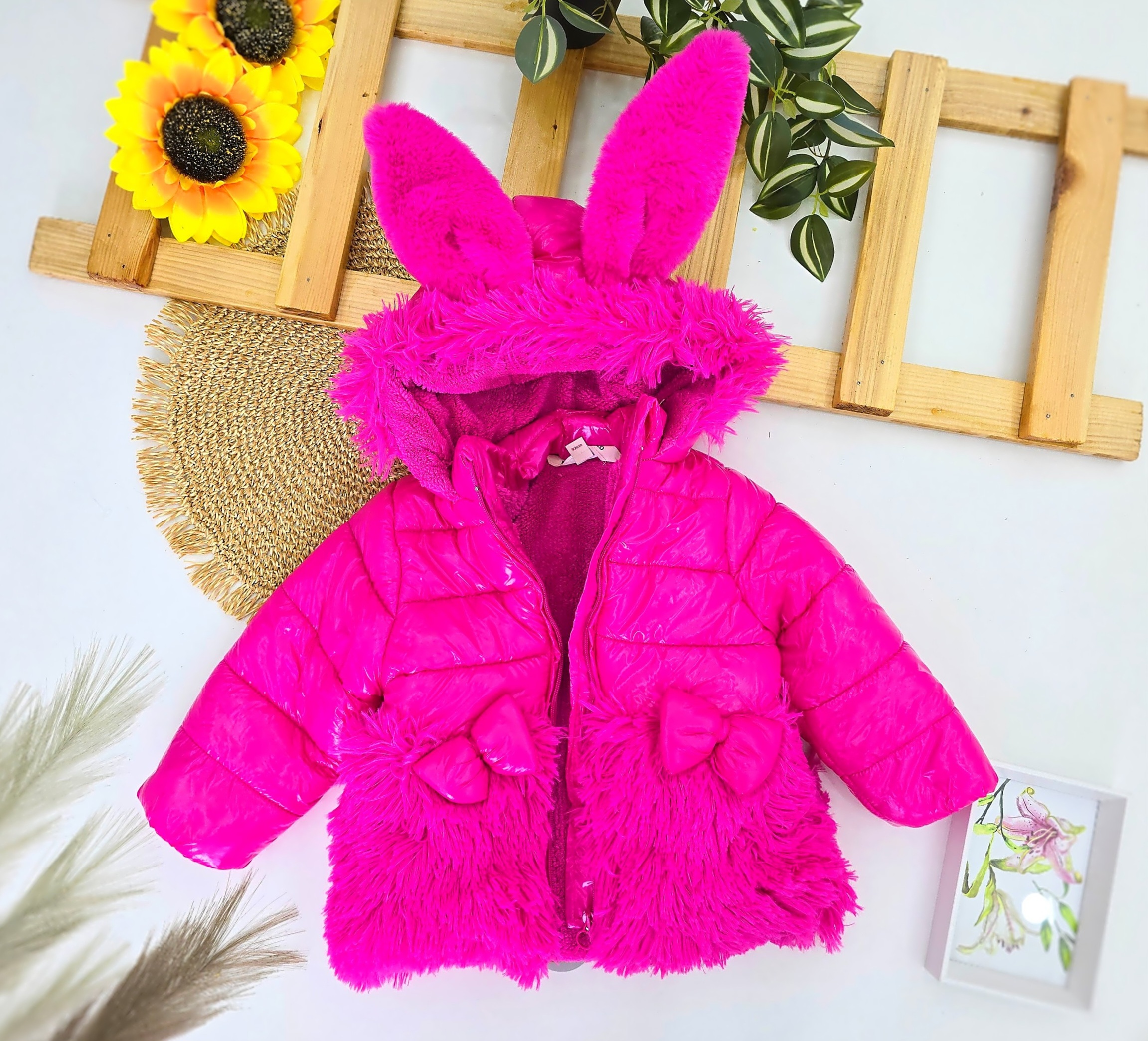 Zimska jakna za bebe devojčice – pink sa ušima i mašnicama