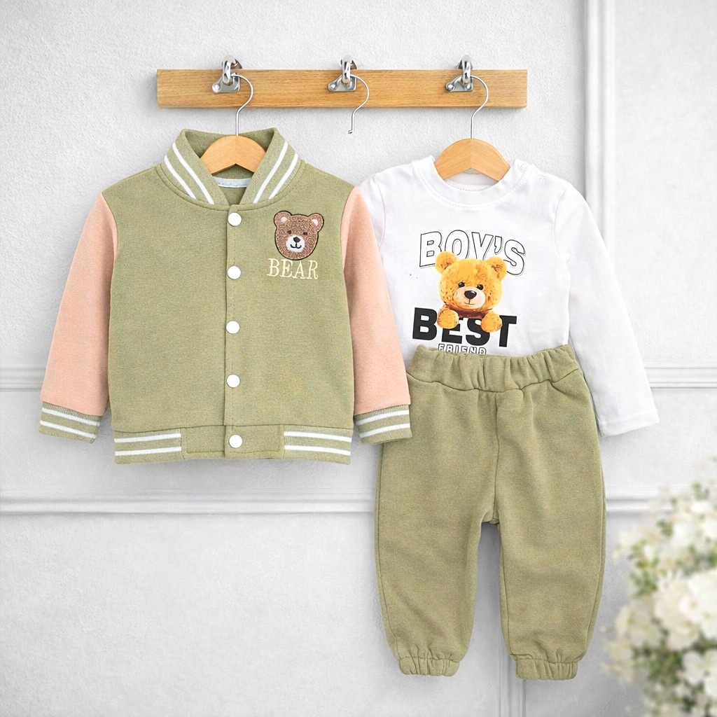 Meda komplet u maslinastoj boji – termo duks koledžica, pantalone i bela bluzica