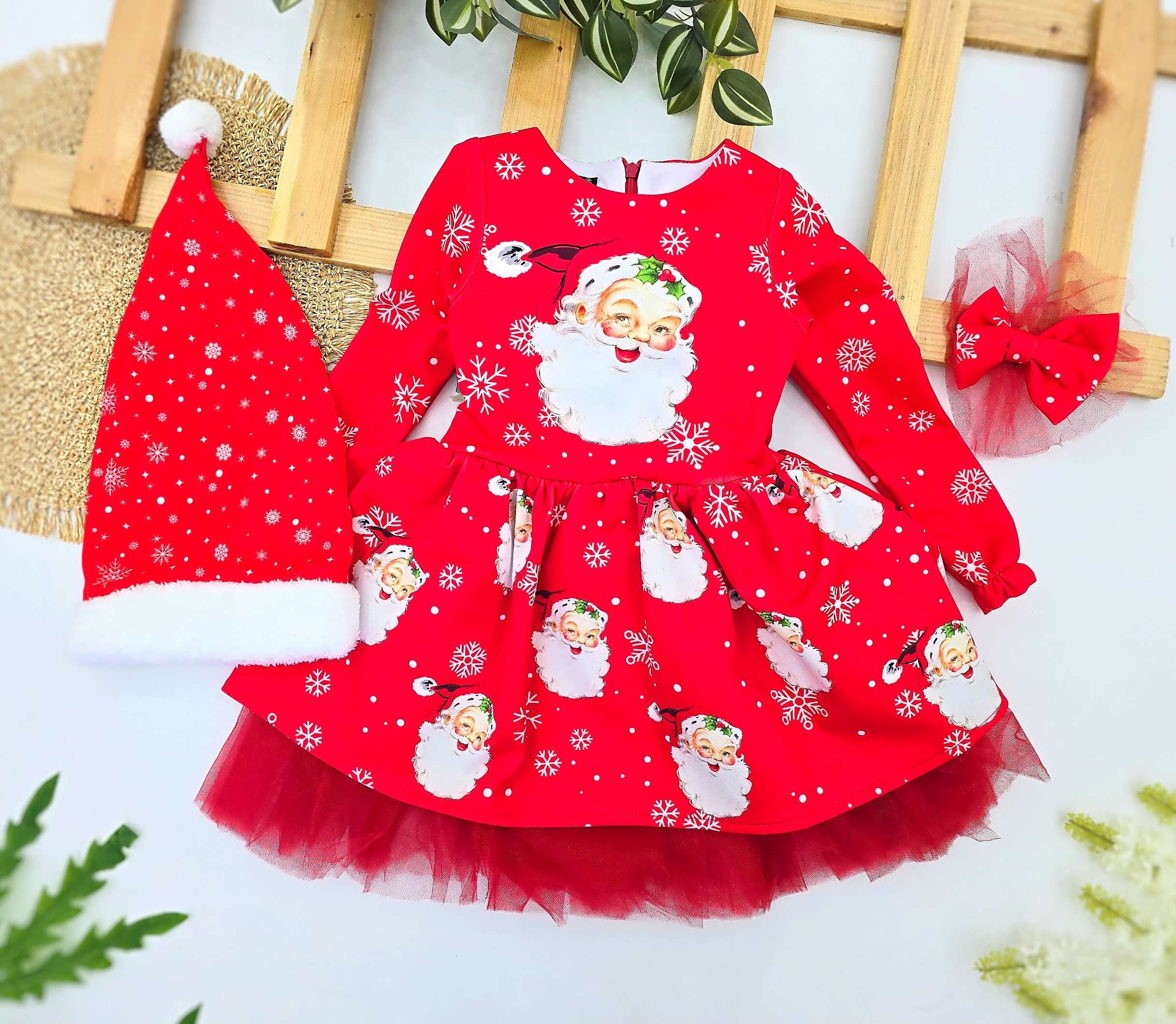 Novogodišnja haljinica za devojčice sa kapicom i šnalom