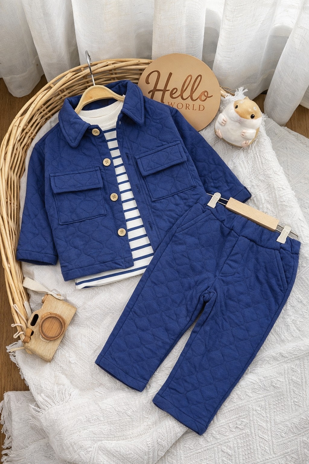 Prolećni komplet za dečake – sako jaknica, bluzica i donji deo (teget)