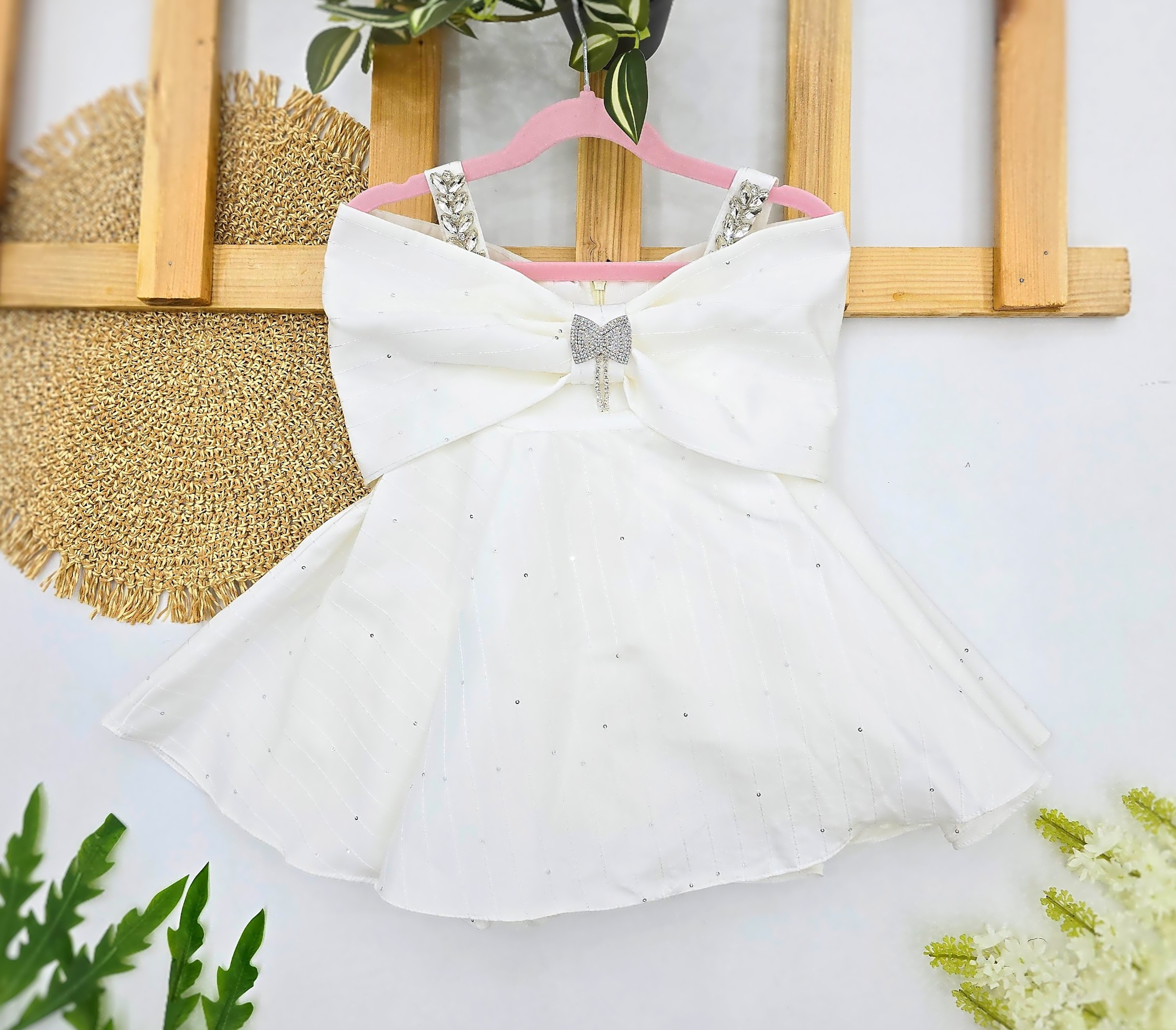 Klasična bela svečana haljinica za devojčice