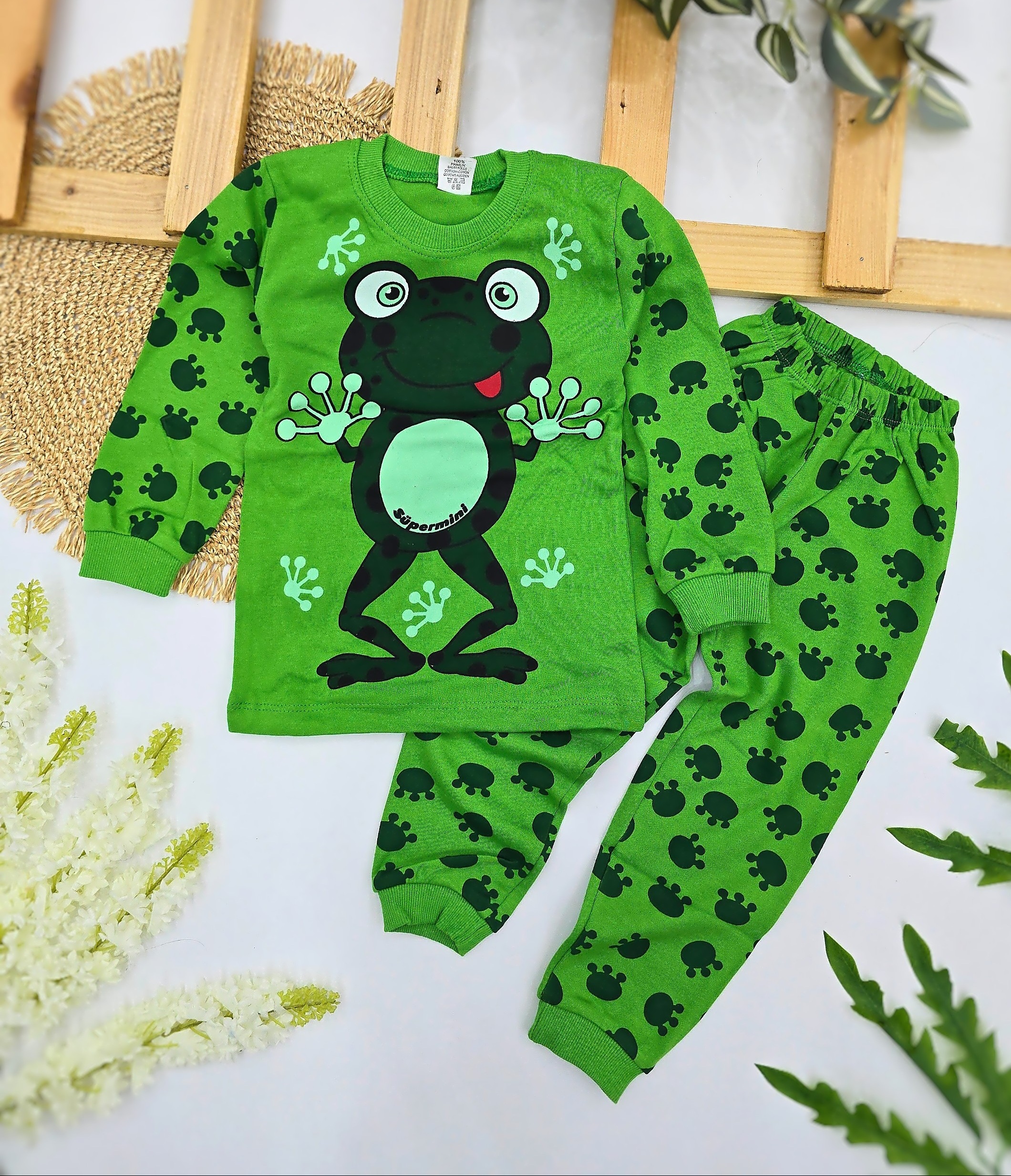 Dečija pižama za dečake sa motivom žabice