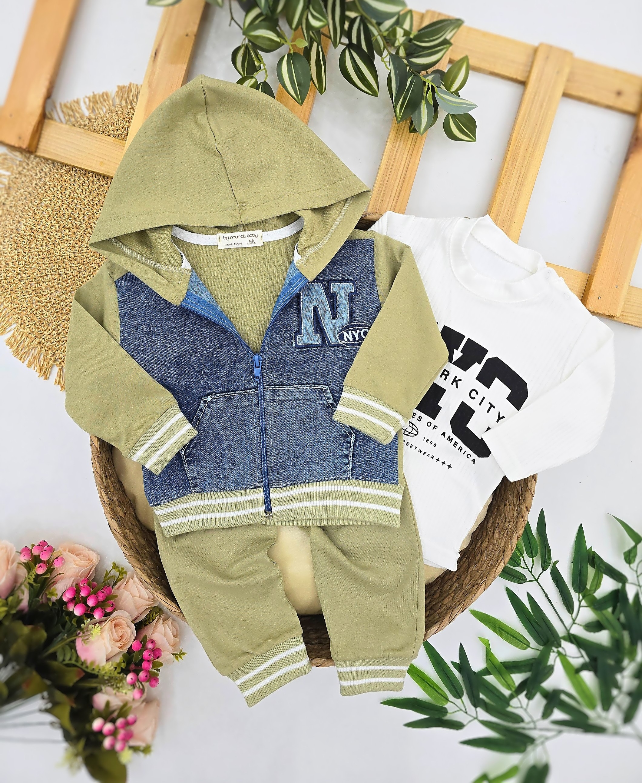 Maslinasti trenerka set za bebe sa duksericom i bluzicom