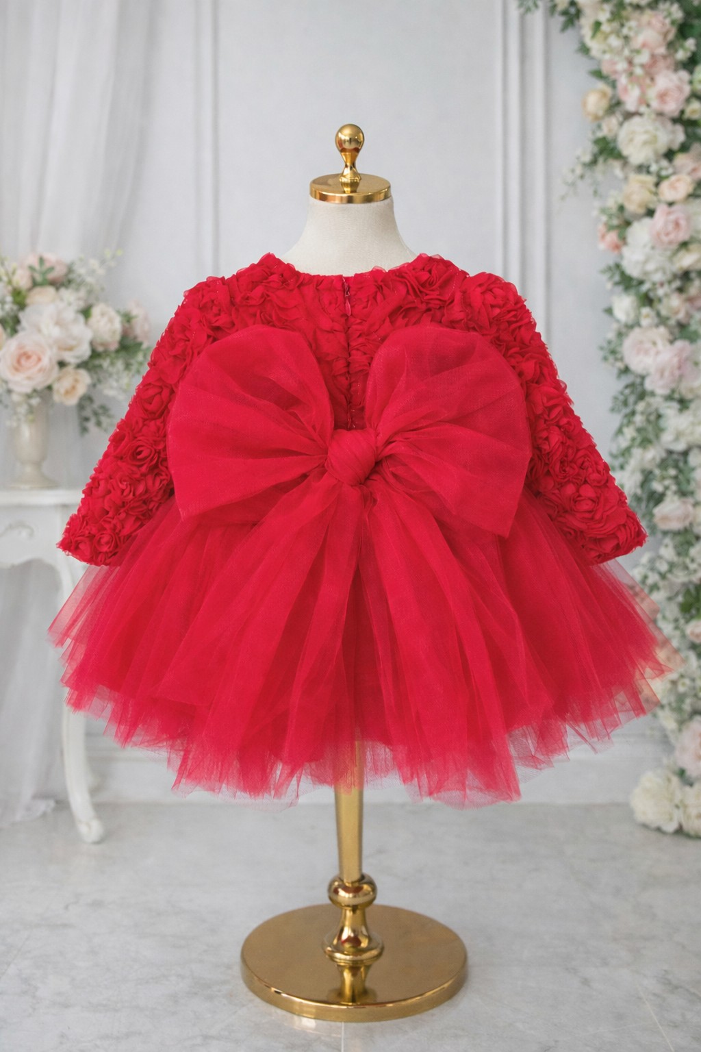 Crvena svečana haljinica sa 3D ružama i velikom mašnom