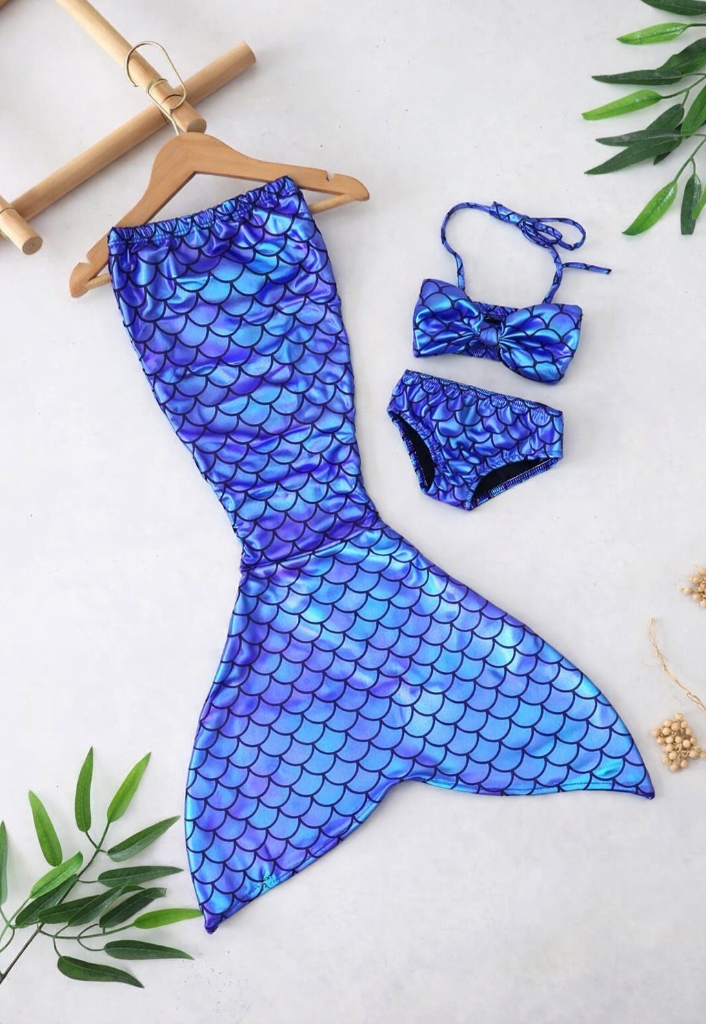 Kupaći kostim sirena za devojčice: Tri dela sa repom