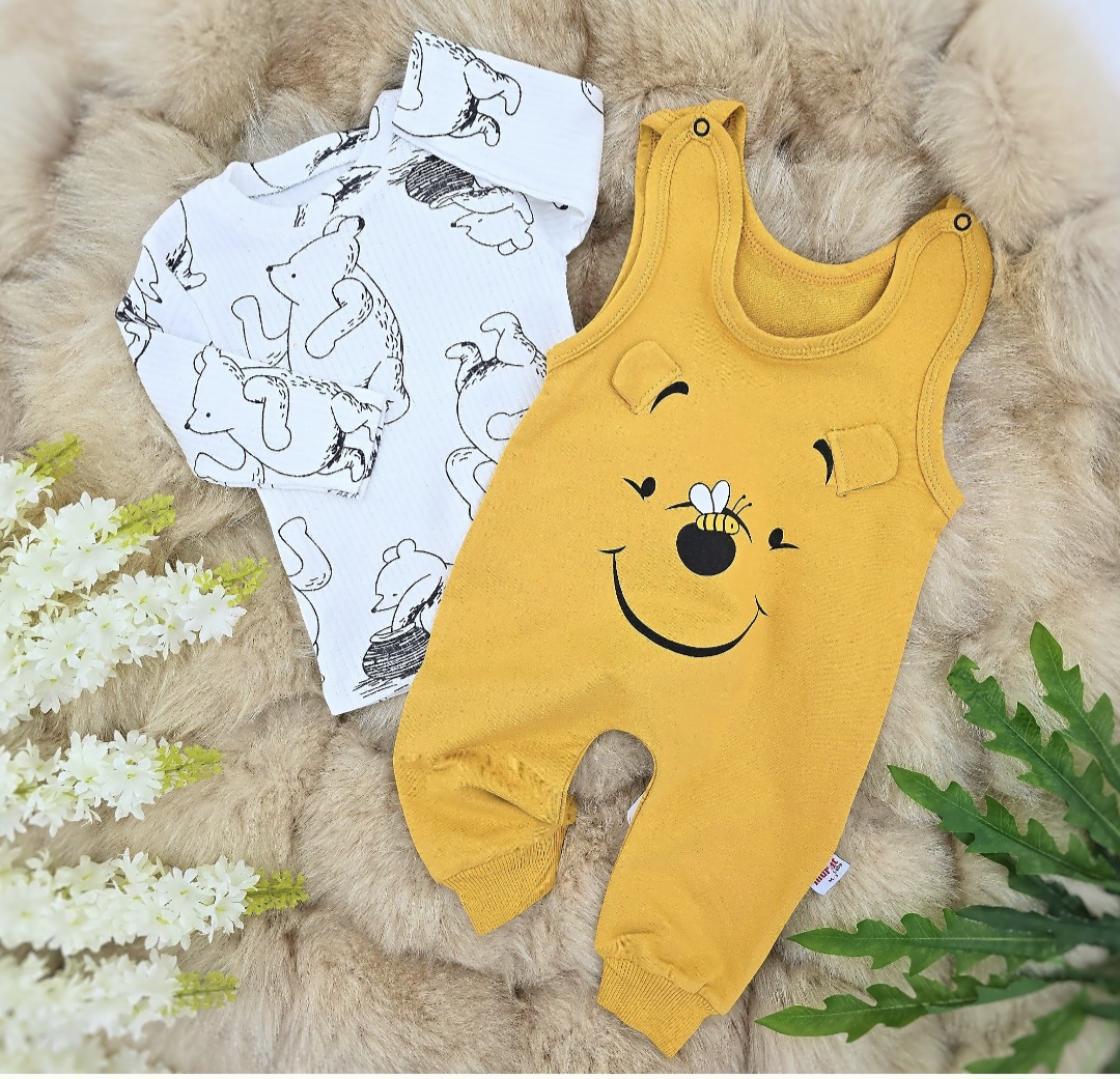 Bebi bluzica i pantalone sa tregerima – komplet sa medama i osmehom